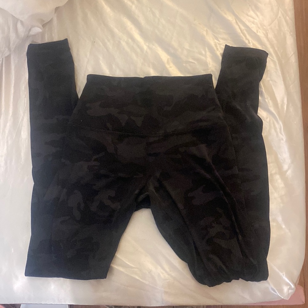 Lululemon camo leggings